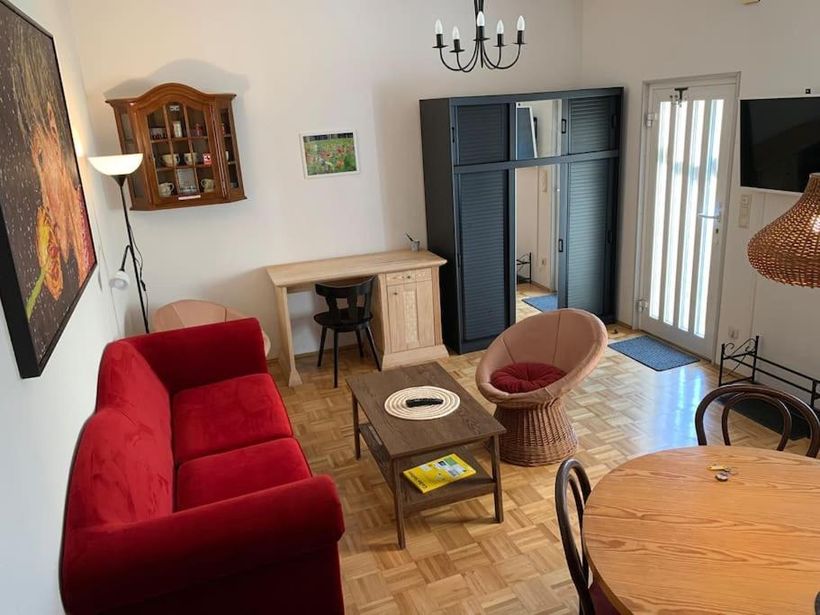 Gemuetliches 2P-Apartment In Ruhiger Lage Дрезден Екстер'єр фото